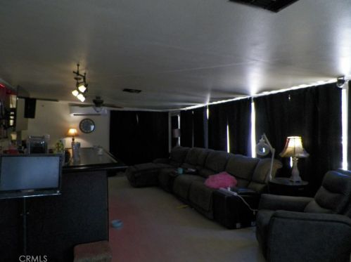 10080 Victoria Ave, Riverside CA  92503-6146 exterior