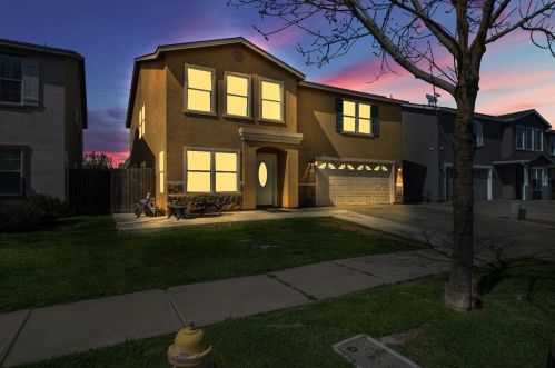 1145 Crescent Dr, Merced, CA 95348-8714