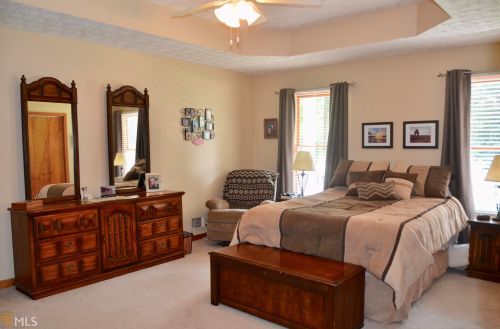 60 Brooks Dr, Stockbridge GA  30281-1855 exterior