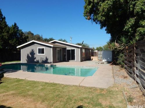 20062 Cardoza Rd, Los Banos, CA 93635-9612