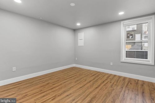 708 42nd St, Philadelphia PA 19104-4442 exterior