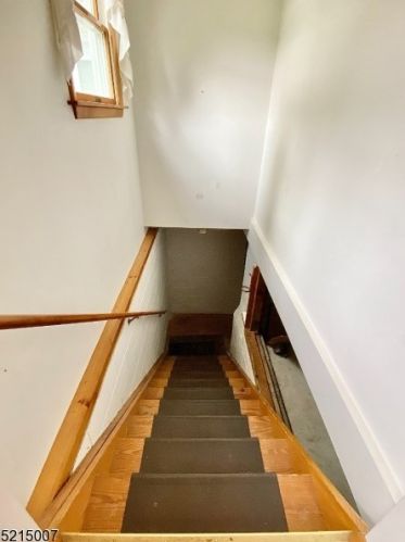 73 Lawrence Dr, Hackettstown NJ  07840-2525 exterior