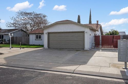 1518 Hillary Way, Manteca, CA 95336-6405