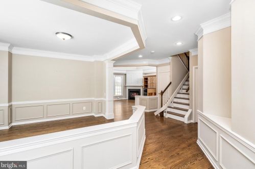 5 Trewbridge Ct, Princeton, NJ 08540-7738