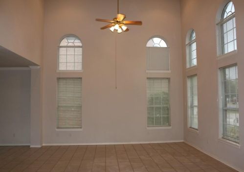 13117 Coriander Dr, Austin TX  78729-6473 exterior