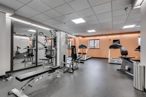 78 10th St, Saint Paul MN  55101-2206 exterior