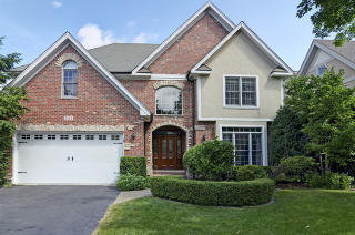 531 Chicago Ave, Oak Brook IL  60521-4716 exterior