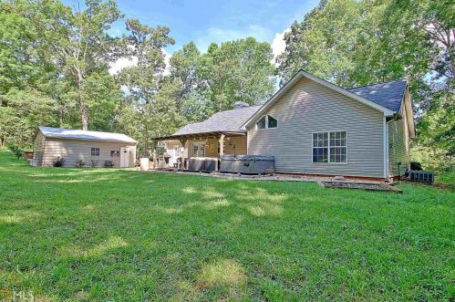 10 Paces Landing Pl, Newnan GA  30263-4191 exterior