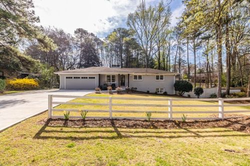 436 Concord Rd, Smyrna GA  30082-3225 exterior