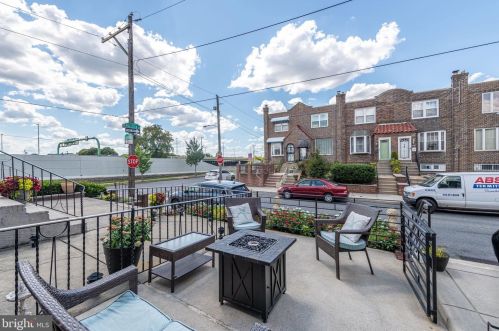 2947 Juniper St, Philadelphia PA  19148-4950 exterior