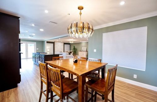 1344 Winn Dr, Upland CA  91786-5026 exterior