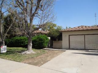 3103 Fairfax Ave, Clovis, CA 93612-5029