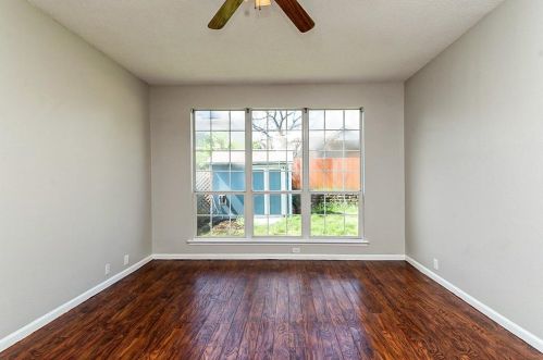 4621 Parkview Ln, Fort Worth TX  76137-5457 exterior