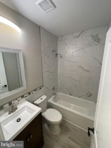 3528 11 St, Philadelphia PA 19140-4304 exterior