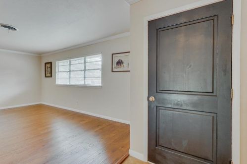 1712 Ridgmar Blvd, Fort Worth TX  76116-2048 exterior