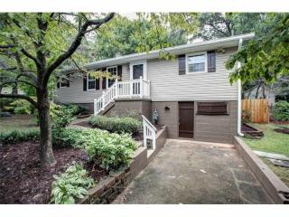 997 Pinehurst Dr, Smyrna GA  30080-4224 exterior