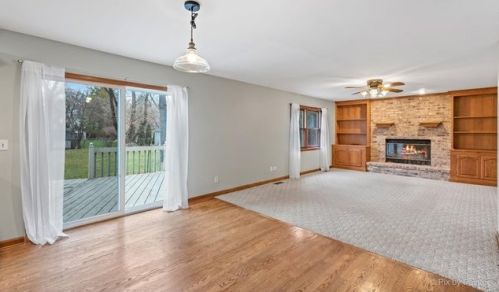 10115 Wilmette Ave, Barrington Hills, IL 60102