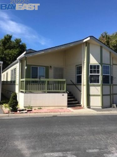 1200 Winton Ave, Hayward, CA 94545-1403