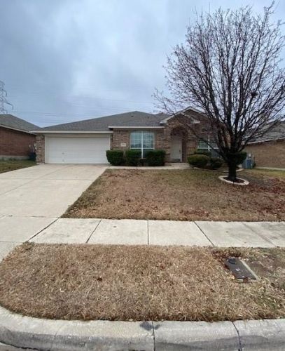 6216 Brooklynn Dr, Fort Worth, TX 76179-7700