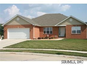 548 Bluestone Ct, Mascoutah, IL 62258-1540