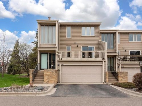 7517 Harold Ave, Minneapolis, MN 55427-4858