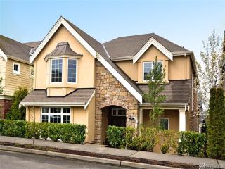 1467 26th Ave, Bellevue, WA 98029-7414