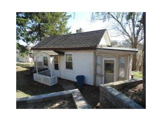2669 Hilltop Rd, Noblestown, PA 15071-2101