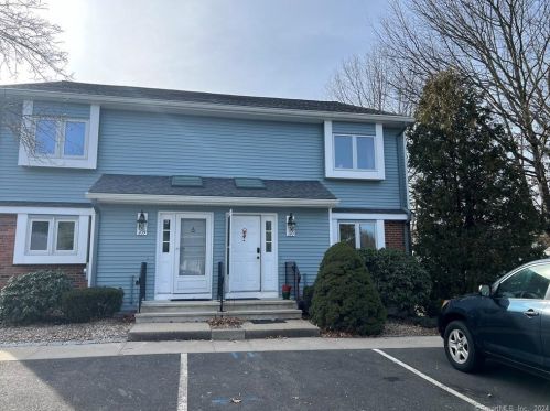 110 Sand Stone Dr, Wapping, CT 06074-2852