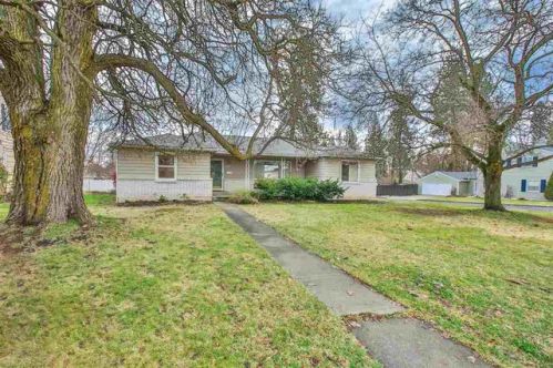 4025 Lamonte St, Spokane WA  99203-2819 exterior