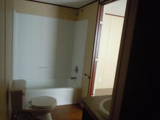 127 Sunshadow Cir, Easley SC  29642-8157 exterior