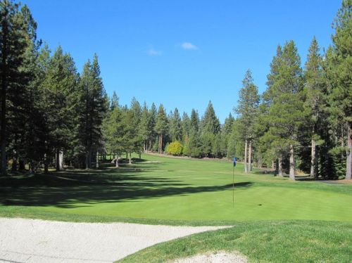 11513 Snowpeak Way, Truckee CA  96161-7092 exterior