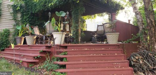 2182 Bentley Ln, York, PA 17404-9064