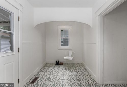 211 York Rd, Carlisle PA  17013-3154 exterior