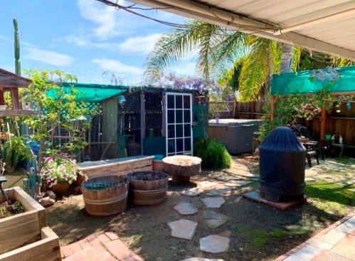 1631 Anza Ave, Vista, CA 92084-3234