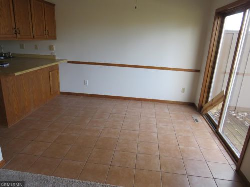1265 Bridle Path Ct, Saint Paul MN  55110-2230 exterior