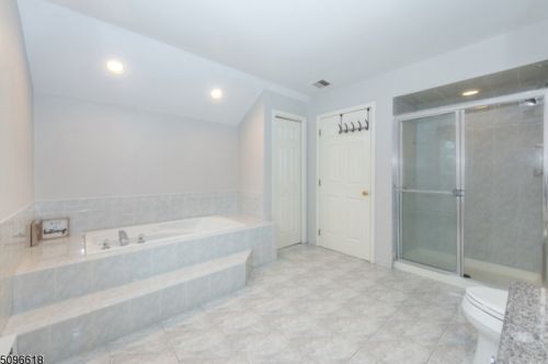 30 Marjaleen Dr, Dover NJ  07869-3496 exterior