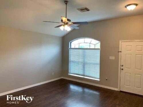 817 Belvedere Dr, Conroe TX  77301-4595 exterior