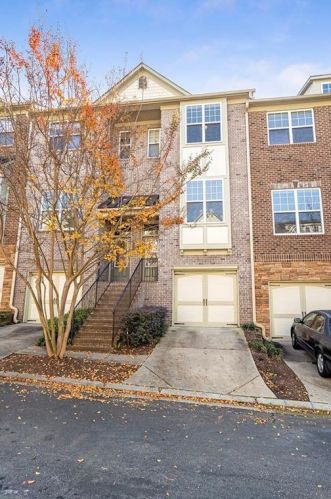 2036 Cobblestone Cir, Atlanta, GA 30319-4910