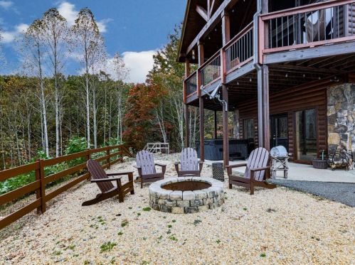 89 Foster Cove Rd, Epworth, GA 30541-2853