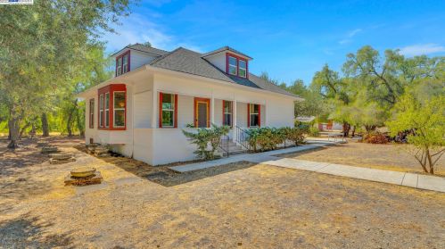 2275 Buena Vista Ave, Livermore, CA 94550-9692