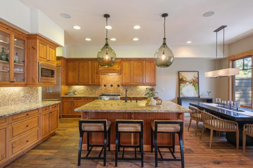 10251 Valmont Trl, Truckee CA  96161-2078 exterior