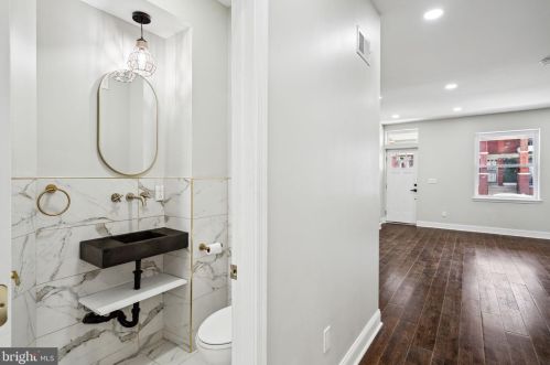 716 56th St, Philadelphia PA  19143-2508 exterior