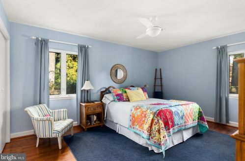 1211 Pinecrest Cir, Silver Spring MD exterior