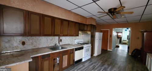 813 Jackson St, Philadelphia PA  19148-3107 exterior