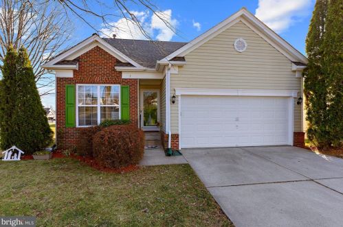 1 Bluefield Ln, Fredericksburg, VA 22406-7485
