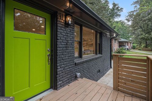 2130 Bolling Brook Dr, Atlanta GA  30311-2516 exterior