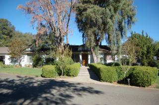 17626 Flowers Ln, Anderson, CA 96007-8226
