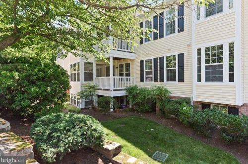 638 Southern Hills Dr, Arnold, MD 21012-2605