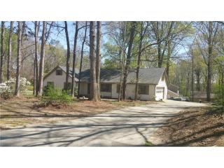 2336 Hidden Ln, Lithonia, GA 30078-3846