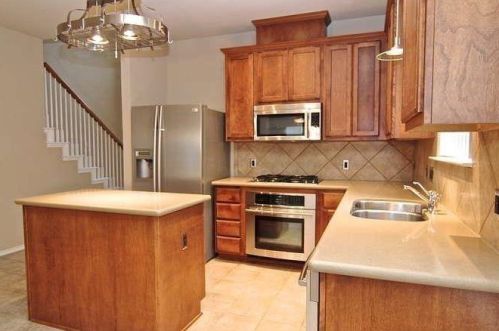 10804 Casitas Dr, Austin TX  78717-3873 exterior